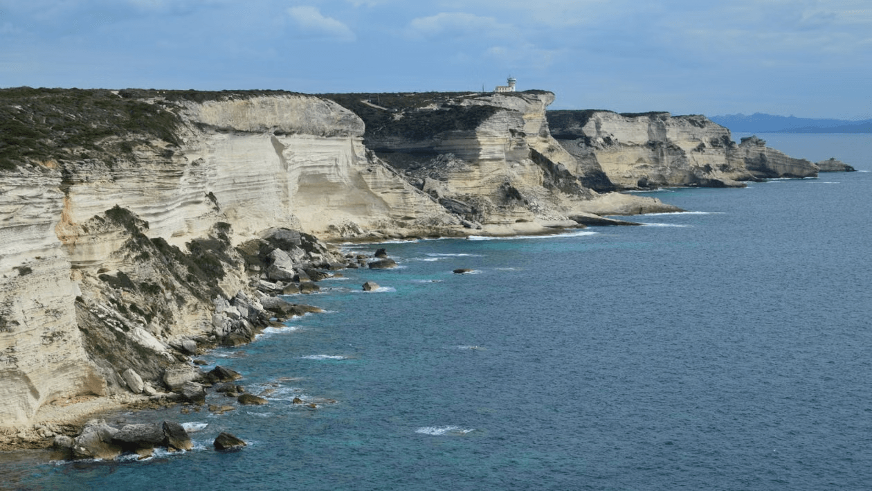 coastal_cliffs_of_bonifacio_corsica
