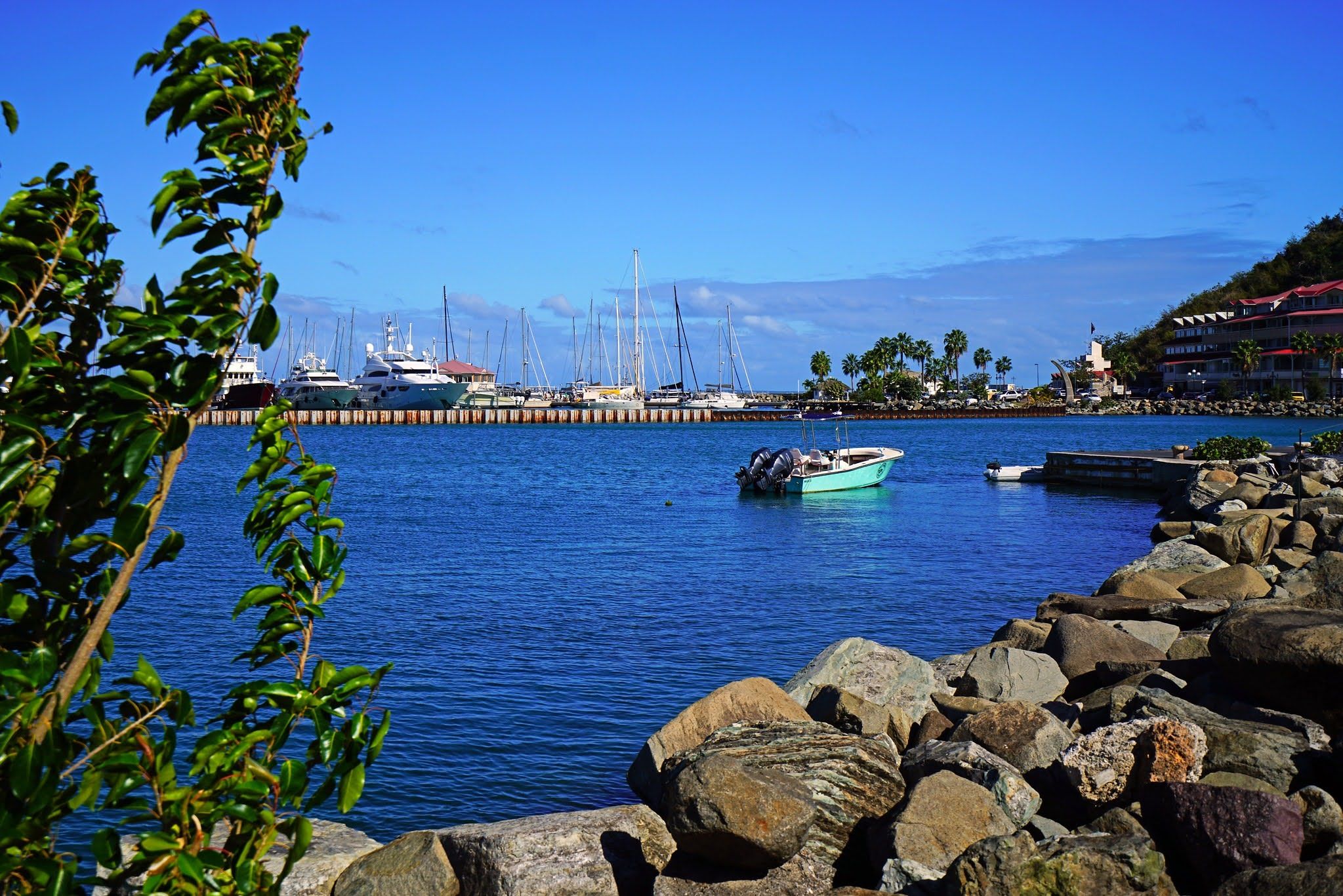 marigot_bay_in_st_martin