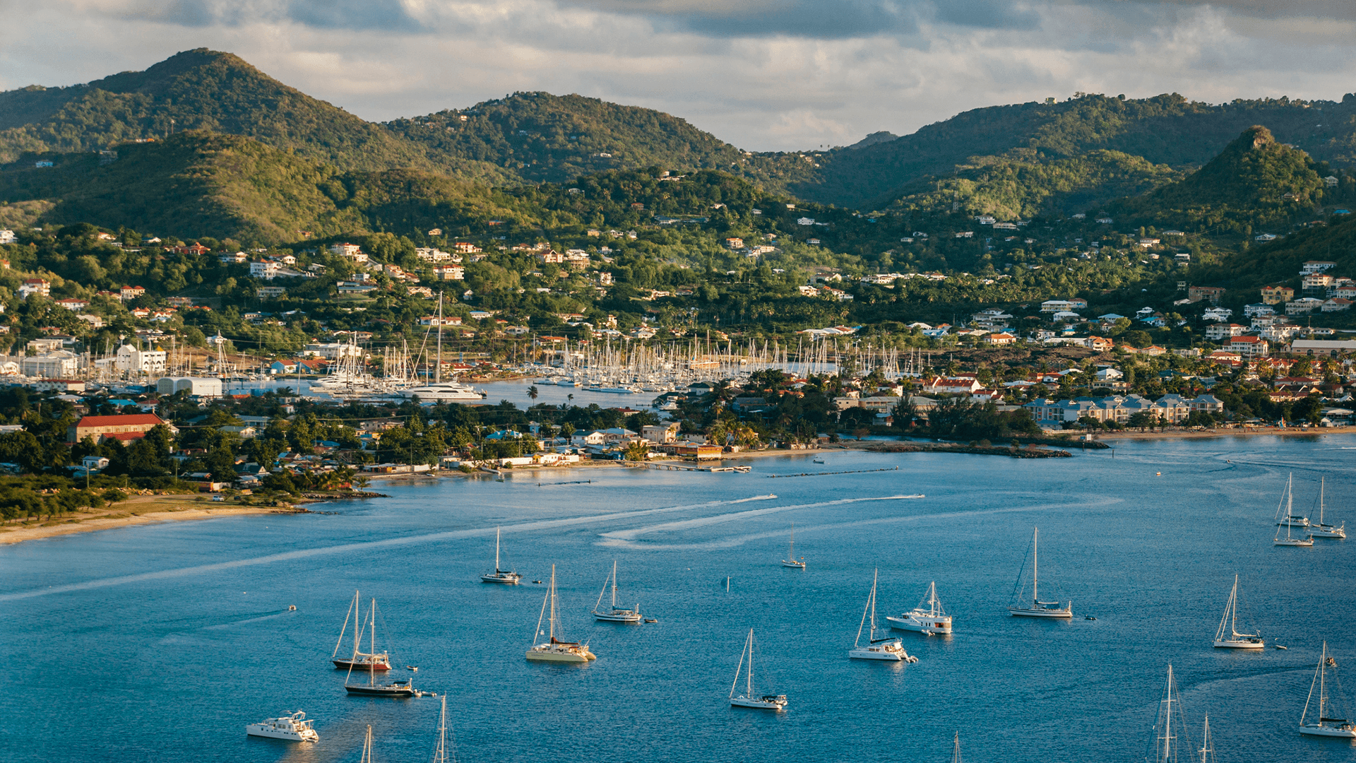 rodney_bay_in_st_lucia_at_dusk