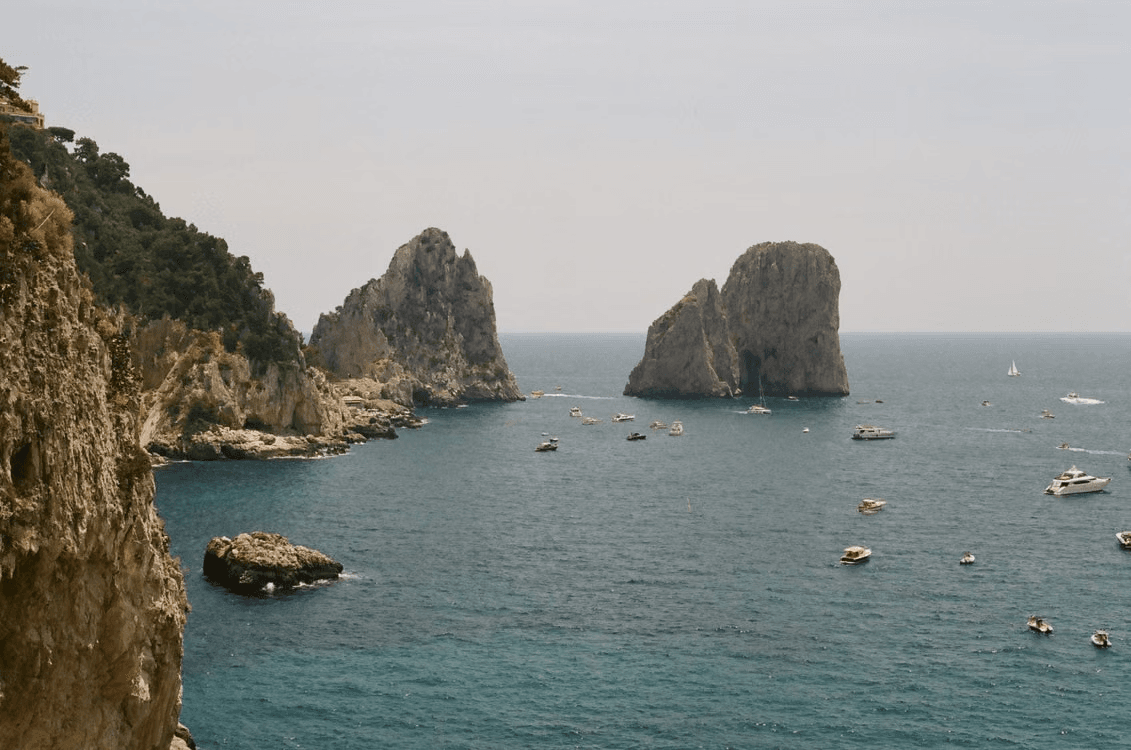 the_faraglioni_rocks_in_capri