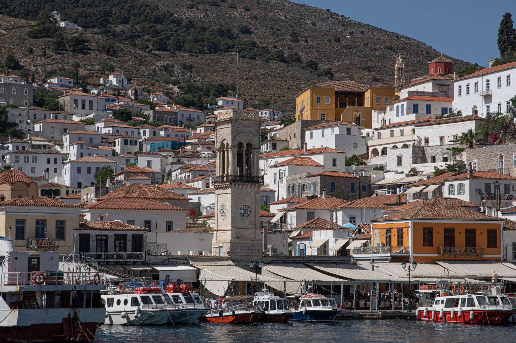 the_hydra_port_in_greece
