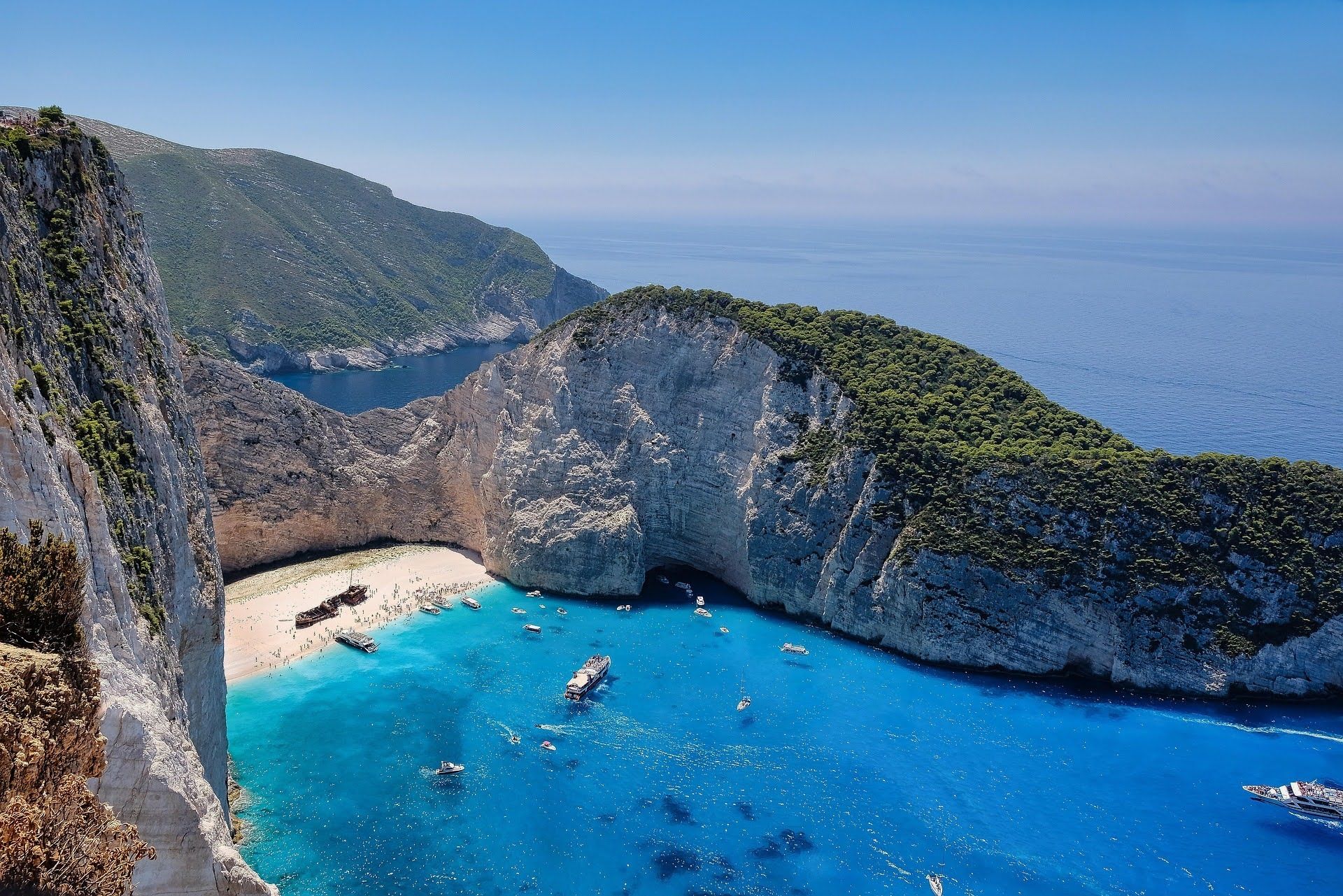 the_popular_navigio_beach_in_zakynthos