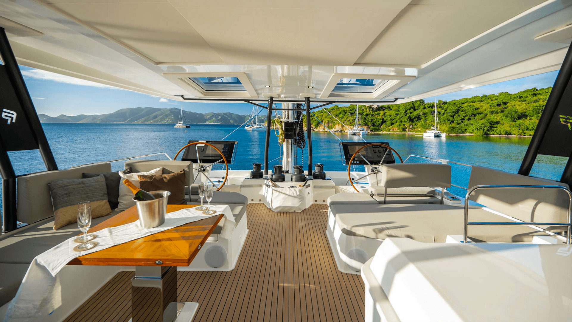 whats_included_in_a_st_lucia_yacht_charter