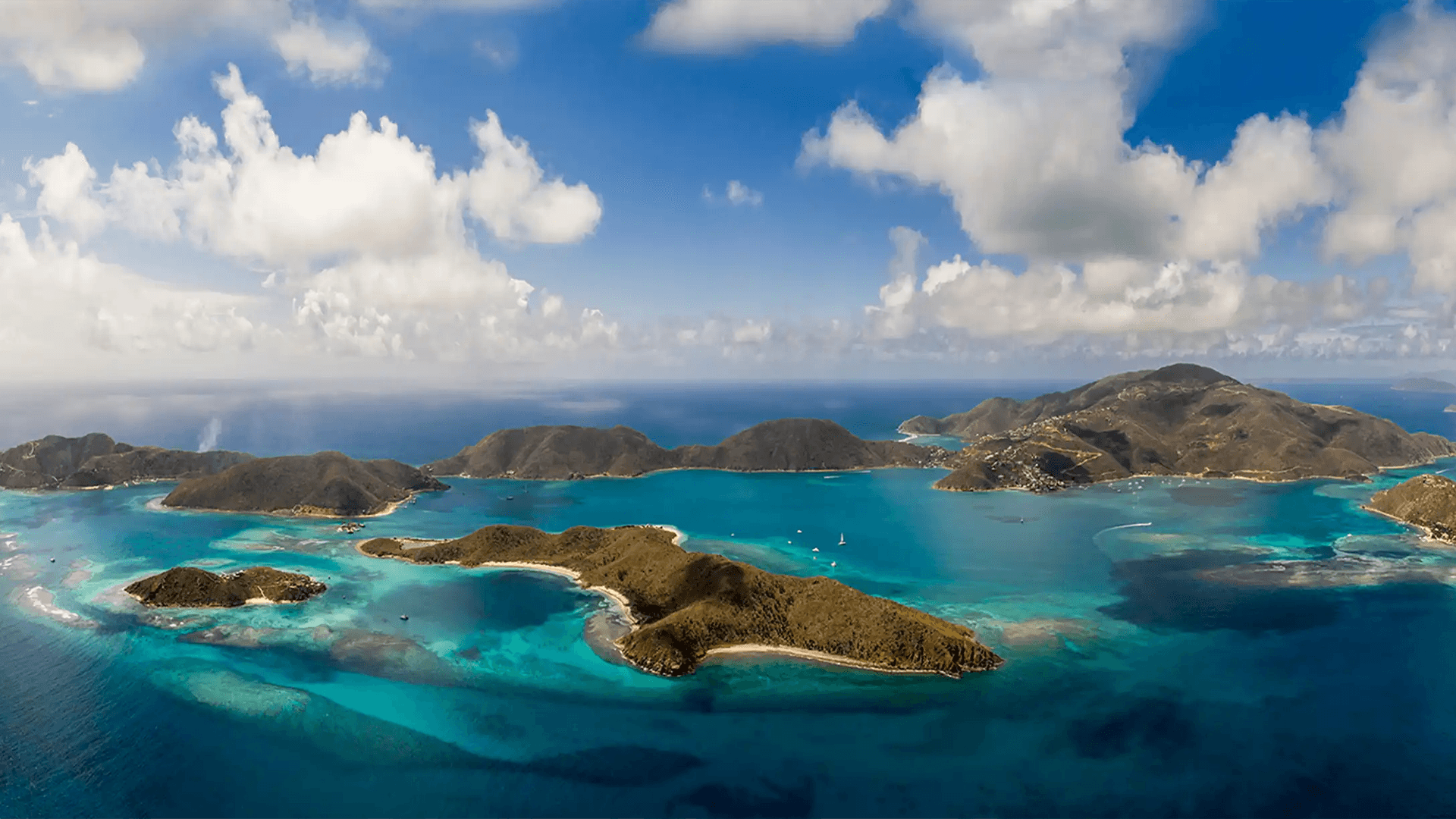 yachts_sailing_in_the_british_virgin_islands